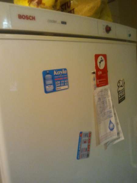 Buzdolabının buzluğu delindi